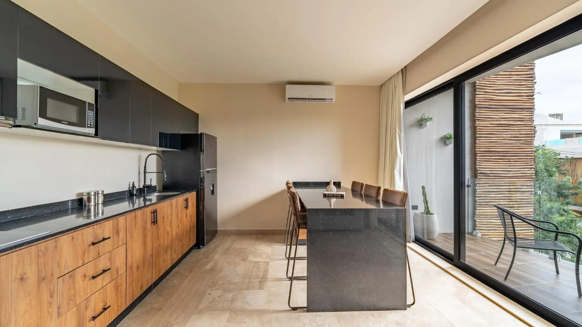 Maya Sky 2 Bedroom Penthouse 图卢姆 公寓