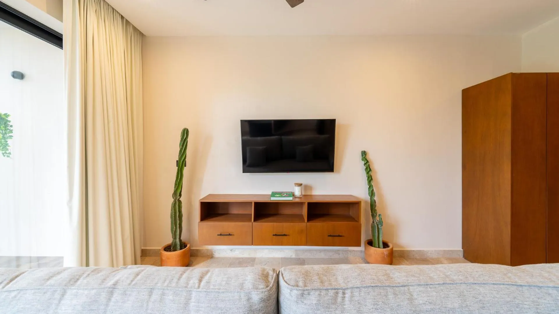 Maya Sky 2 Bedroom Penthouse 图卢姆 公寓